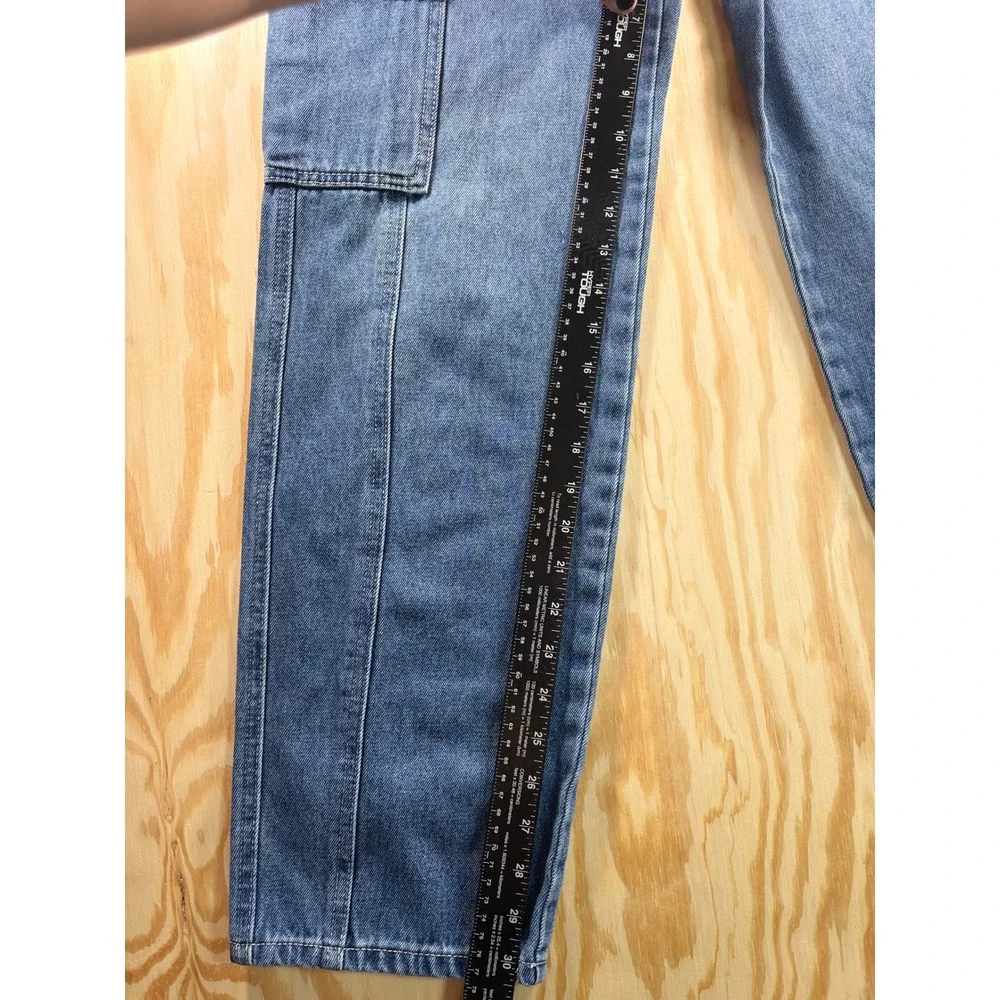 Empyre Womens Y2K Cargo‎ Jeans Medium Wash Blue Wide Leg Embroidered Size 0